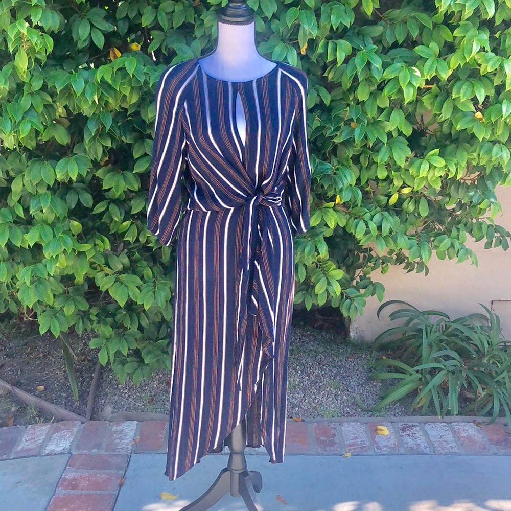 Lush tie dress.